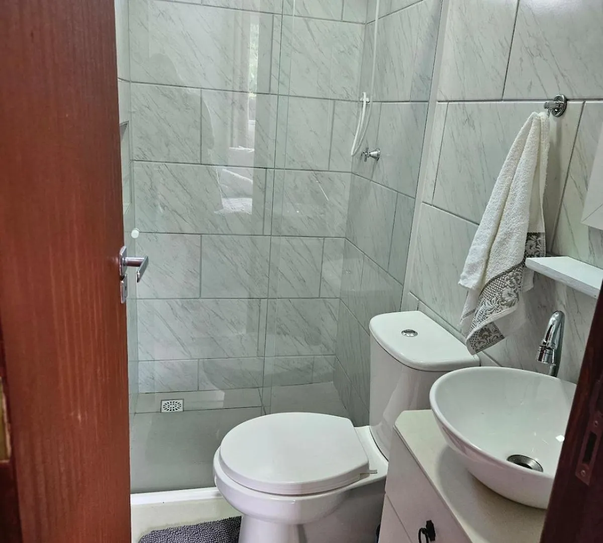 Studio Com Ar Condicionado E Estacionamento Gratuito Proximo Ao Aeroporto E Praias Florianópolis 펜션